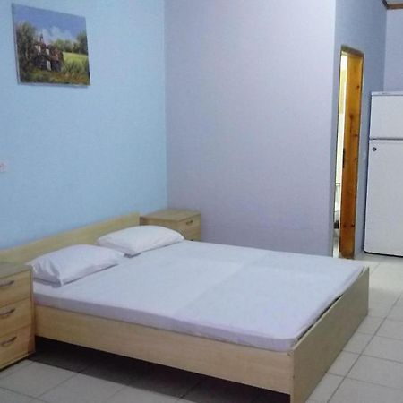 Camping Elizabeth Otel Kalyvia Varikou Dış mekan fotoğraf